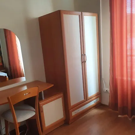 Appartement Megas *